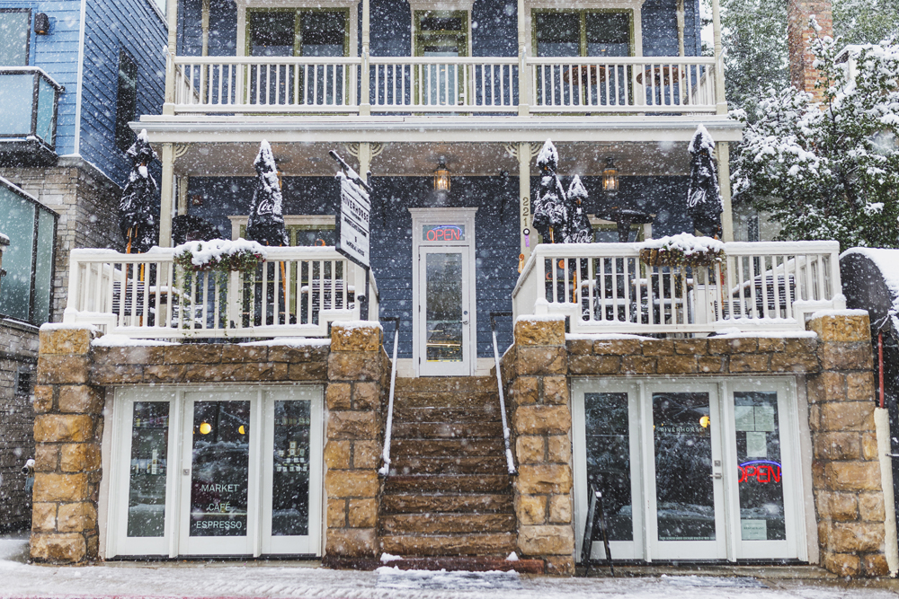 Riverhorse Provisions affords food for home